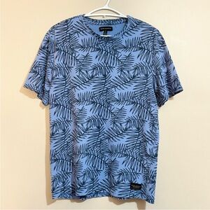 ✌️2/$10✌️ Silver Jeans Sky Blue Tropical Leaf Print Tee – 100% Cotton, Small GUC